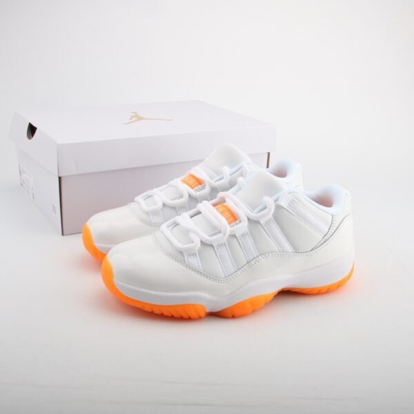 Wmns Air Jordan 11 Retro Low 'Bright Citrus' - Imagen 3