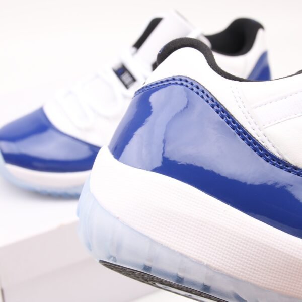 Wmns Air Jordan 11 Retro Low 'Concord Sketch'