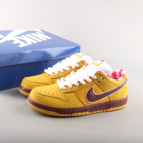 Dunk Low Premium SB 'Yellow Lobster' - Imagen 3