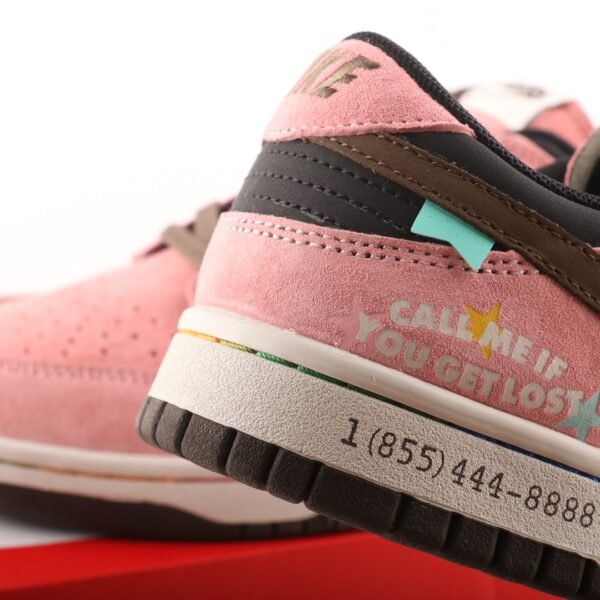 Nike Dunk Low ``Call me if you get lost``