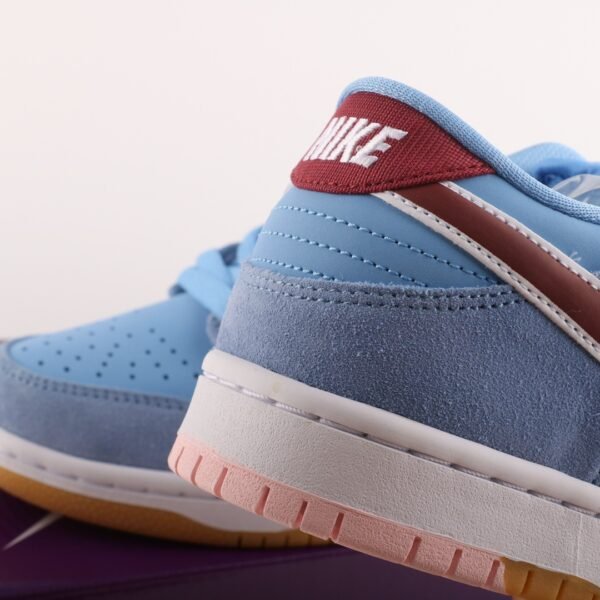 Dunk Low Premium SB 'Philadelphia Phillies'