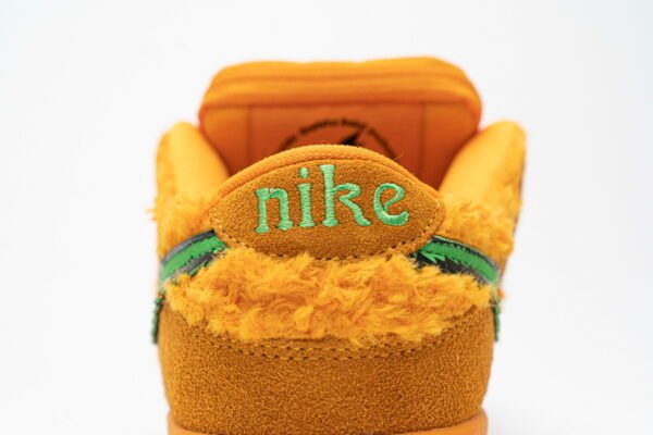 Grateful Dead x Dunk Low SB 'Orange Bear' - Imagen 4