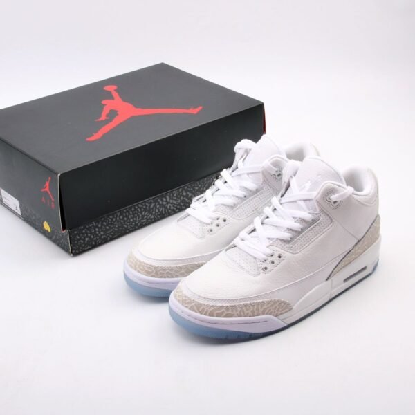 Air Jordan 3 Retro 'Triple White' - Imagen 4